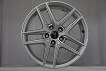 Laden Sie das Bild in den Galerie-Viewer, 4x Alufelge 17 Zoll 6.5" 5x112 28ET Glanz Silber 8W9601025D Audi Rim Wheel FEL9086777773sq
