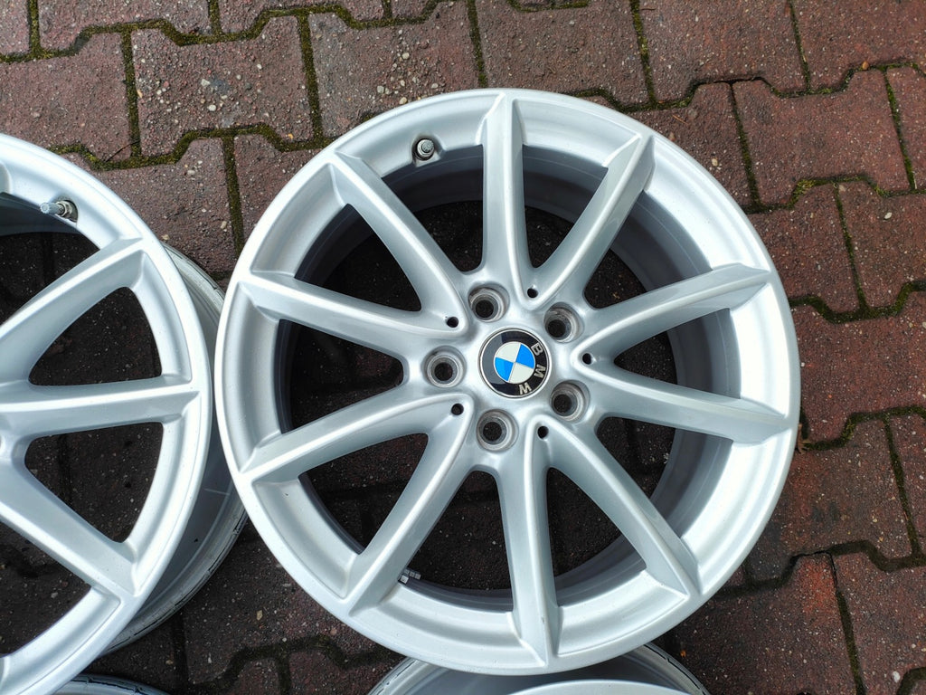 4x Alufelge 17 Zoll 7.5" 5x112 52ET Glanz Silber 6856061 BMW F39 X1 F48 FEL7710619908dt