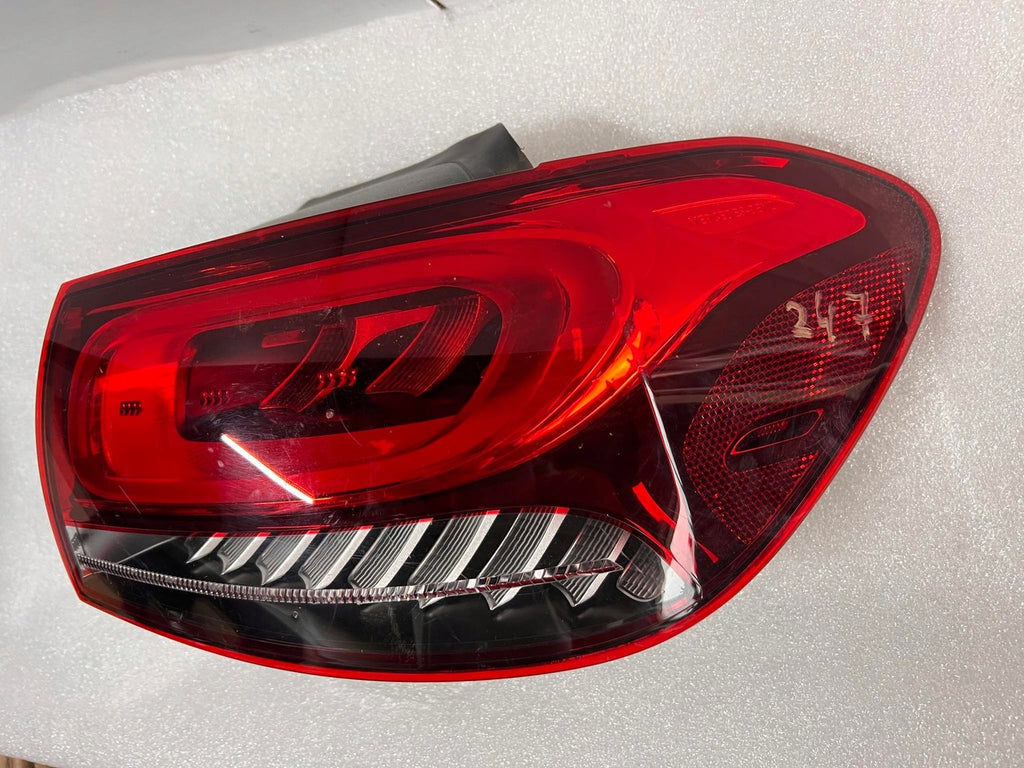 Rückleuchte Mercedes-Benz Gla H247 A2479063001 Rechts Rearlight