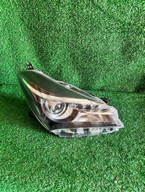 Frontscheinwerfer Toyota Yaris Rechts Scheinwerfer Headlight