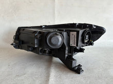 Laden Sie das Bild in den Galerie-Viewer, Frontscheinwerfer VW Caddy 2K8941006D 2K8941005B Ein Stück (Rechts oder Links) SCH6704845334cb