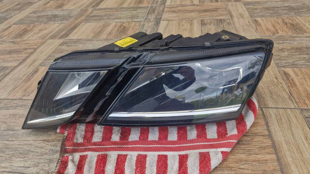 Frontscheinwerfer Skoda Octavia III 5E1941015E LED Links Scheinwerfer Headlight SCH9358476777qj