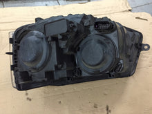 Load image into Gallery viewer, Frontscheinwerfer VW Caravelle 941016H Rechts Scheinwerfer Headlight SCH5065061052ib