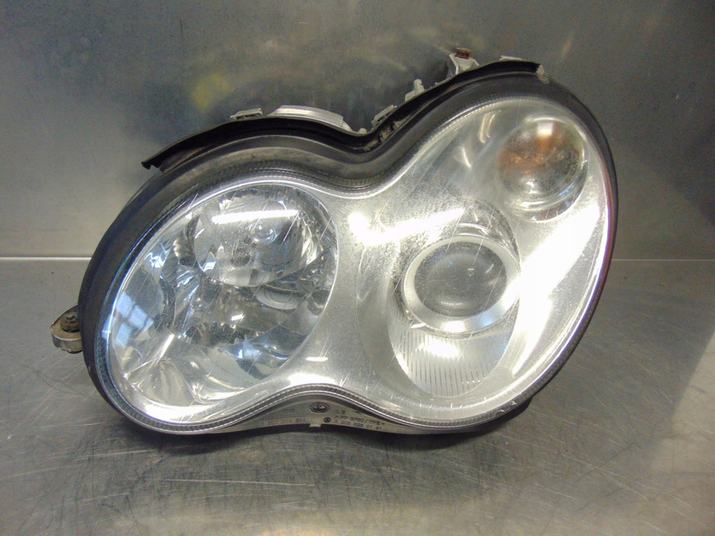 Frontscheinwerfer Mercedes-Benz W203 A2038203559 Xenon Links Headlight SCH2559846430vs