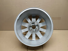 Laden Sie das Bild in den Galerie-Viewer, 1x Alufelge 18 Zoll 7.5&quot; 5x115 04322X Opel Corsa F Rim Wheel
