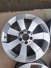 Load image into Gallery viewer, 4x Alufelge 18 Zoll 8.0" 5x112 56 5ET Glanz Silber A1664011602 Mercedes-Benz FEL9698758775vi