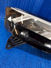 Laden Sie das Bild in den Galerie-Viewer, Frontscheinwerfer Dacia Sandero III 260107978R LED Rechts Scheinwerfer Headlight