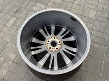 Load image into Gallery viewer, 1x Alufelge 19 Zoll 8.0" 5x112 44ET 3V0601025BE Skoda Superb Rim Wheel FEL9897788351bj