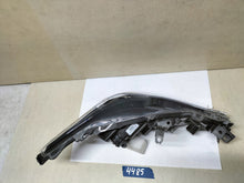 Laden Sie das Bild in den Galerie-Viewer, Frontscheinwerfer Toyota Corolla 81150-02T31 Links Scheinwerfer Headlight SCH8035878319uh
