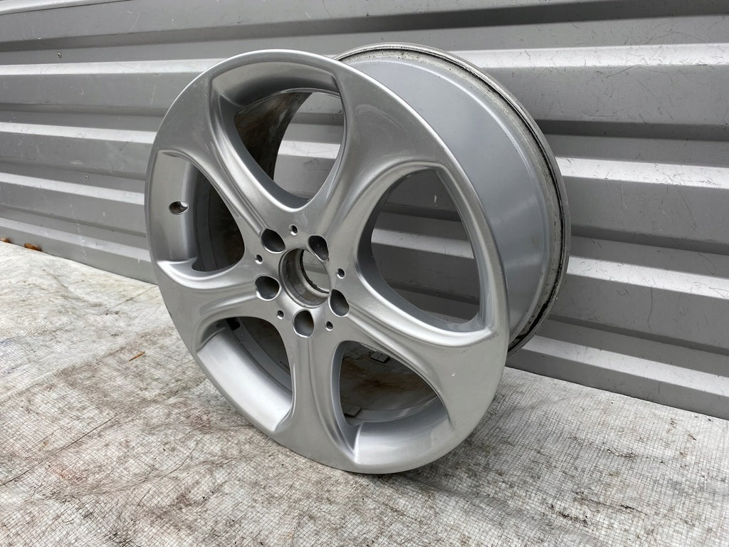 1x Alufelge 18 Zoll 8.5" 5x112 56ET A2054010700 Mercedes-Benz Rim Wheel FEL2454066425wv