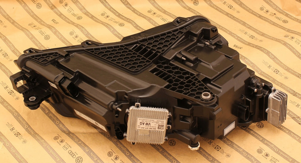 Frontscheinwerfer Skoda Superb III 3V1941015D LED Links Scheinwerfer Headlight