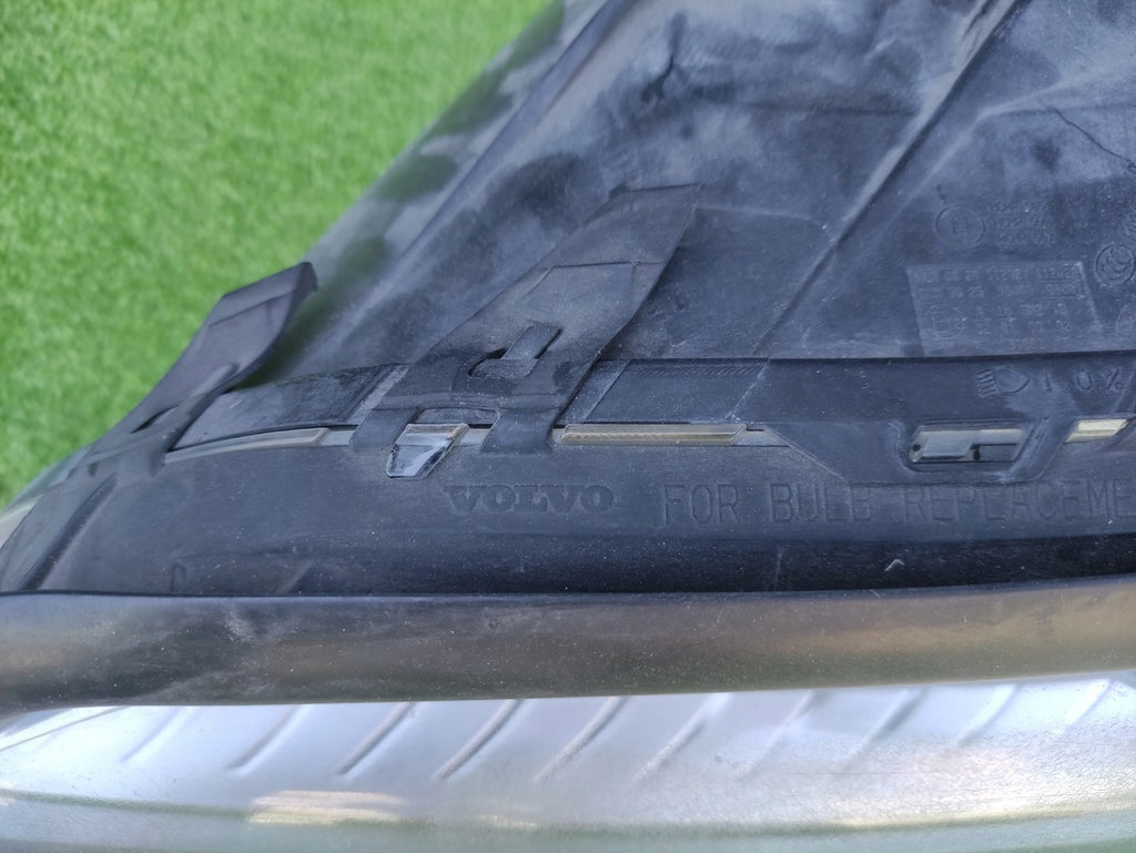 Frontscheinwerfer Volvo Xc70 Xenon Links Scheinwerfer Headlight