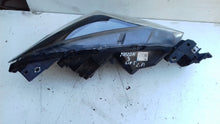 Laden Sie das Bild in den Galerie-Viewer, Frontscheinwerfer Mazda 3 Bm BSP551040 Links Scheinwerfer Headlight