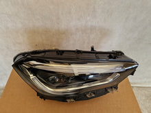 Laden Sie das Bild in den Galerie-Viewer, Frontscheinwerfer Mercedes-Benz Gla A2479064205 Rechts Scheinwerfer Headlight SCH7657078857gg