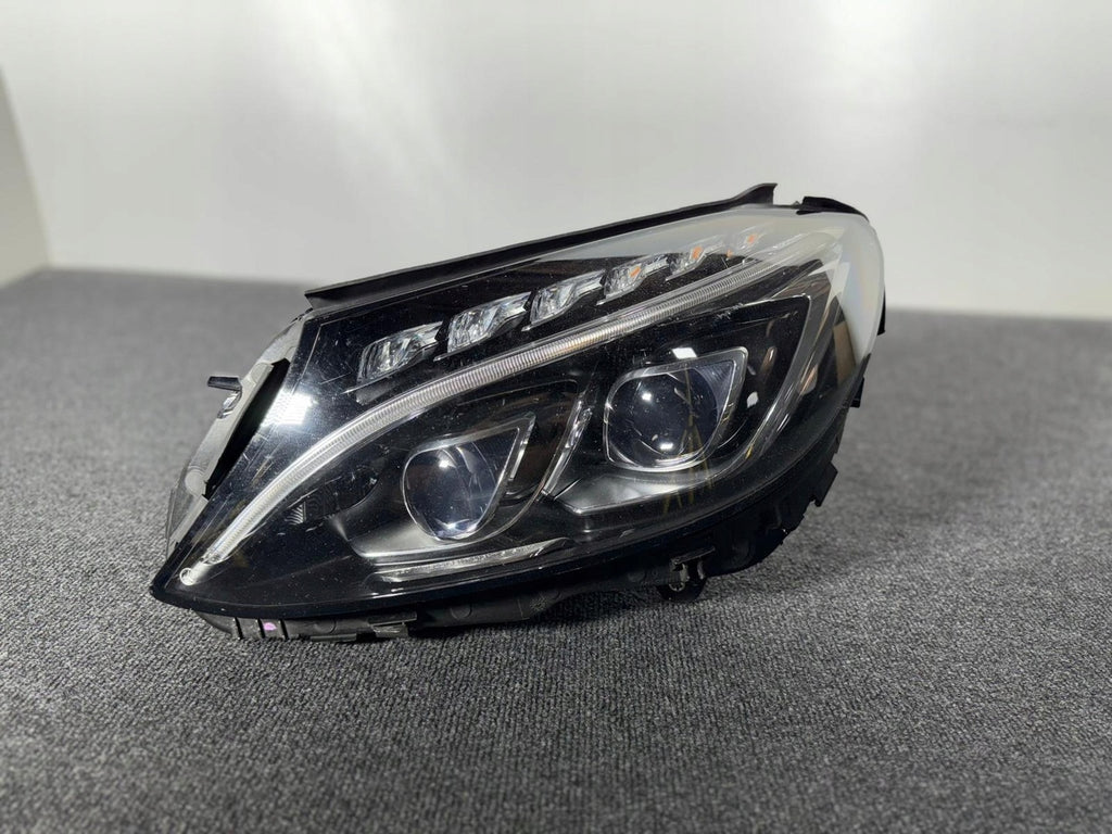 Frontscheinwerfer Mercedes-Benz W205 A205 A2059063104 LED Links Headlight SCH8497617826jq