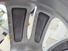 Load image into Gallery viewer, 1x Alufelge 16 Zoll 6.0" 5x114.3 51ET Silber 529101K150 Hyundai Ix20 Rim Wheel FEL4351771125su