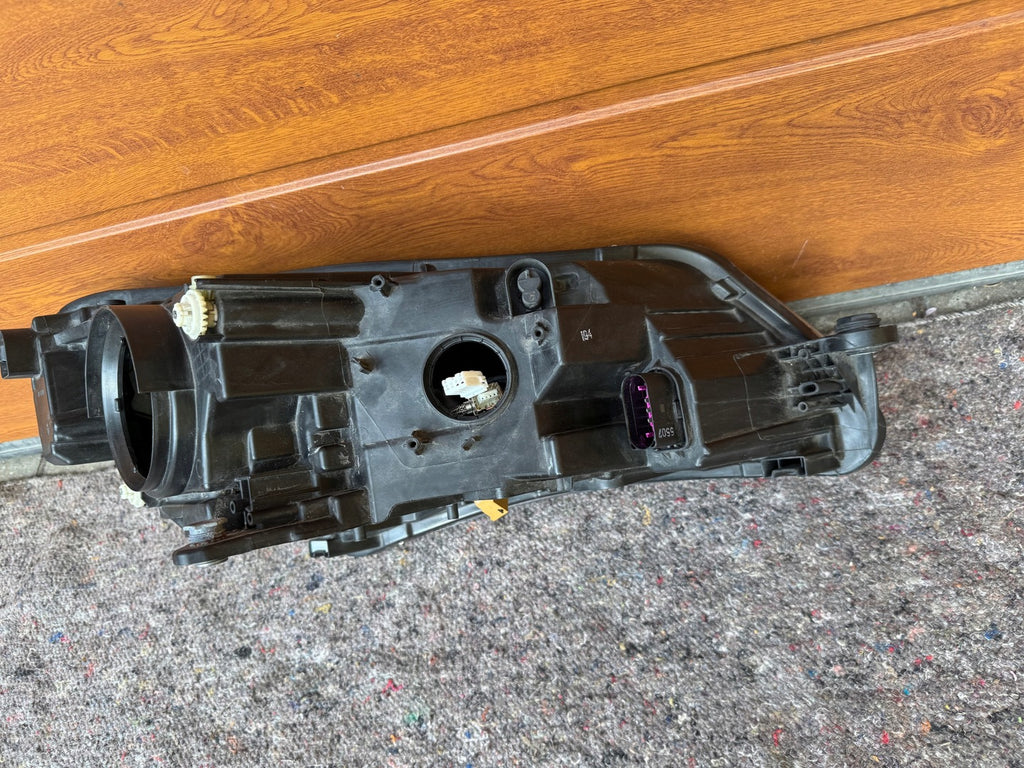 Frontscheinwerfer Skoda Superb III 3V1941015B Xenon Links Scheinwerfer Headlight