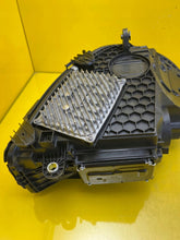 Load image into Gallery viewer, Frontscheinwerfer Mercedes-Benz W206 A2069065304 LED Rechts oder Links SCH9261104367la
