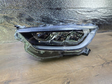 Laden Sie das Bild in den Galerie-Viewer, Frontscheinwerfer Toyota IV Yaris EUK0-8 LED Links Scheinwerfer Headlight SCH8147744946jn