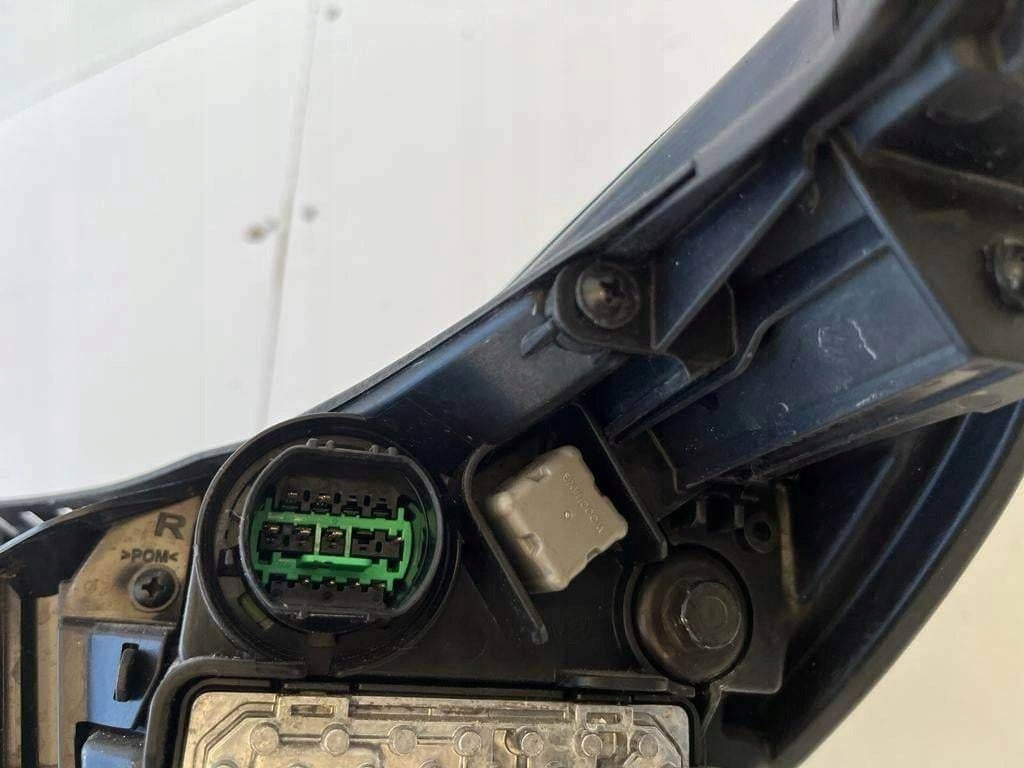 Frontscheinwerfer Hyundai I30 G4921-21060 Rechts Scheinwerfer Headlight SCH2476407297zw