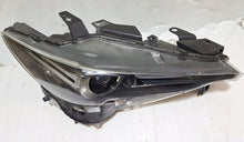 Laden Sie das Bild in den Galerie-Viewer, Frontscheinwerfer Mazda Cx5 827235440 K124-51030 Full LED Rechts Headlight SCH9810310229vi