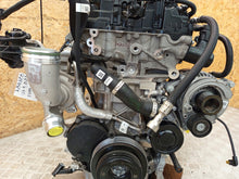 Laden Sie das Bild in den Galerie-Viewer, Motor BMW F40 B38115A 1.5 Benzin Engine Komplett