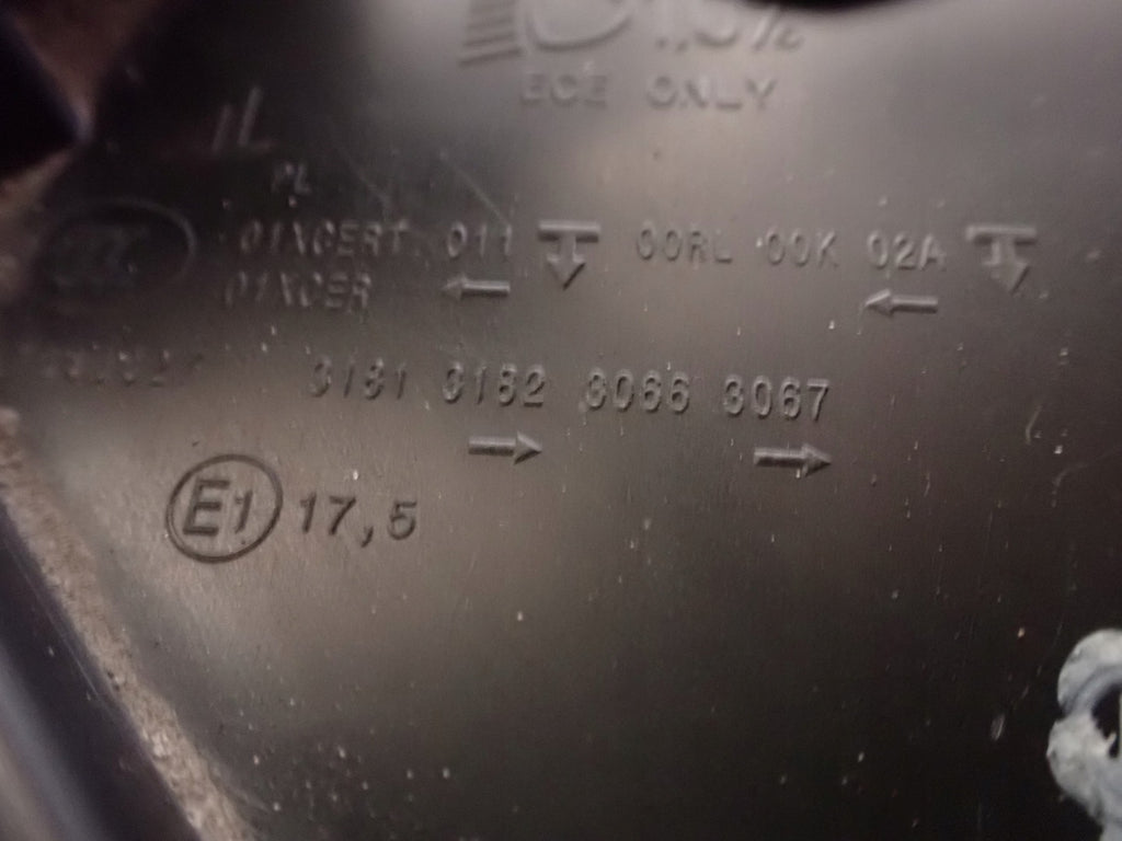 Frontscheinwerfer Audi A4 B8 Crafter 8K0941044C Bi-Xenon Rechts oder Links