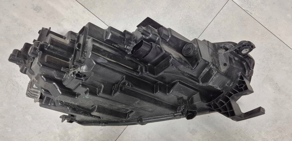Frontscheinwerfer Skoda Octavia IV LE18A6418 5E4941015030111823100 Rechts SCH6077942778np