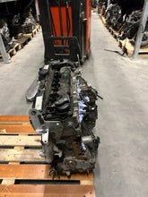 Laden Sie das Bild in den Galerie-Viewer, Motor Mercedes-Benz Cla OM651901 1.8 CDI 76TKm 2015 Diesel Engine Unkomplett