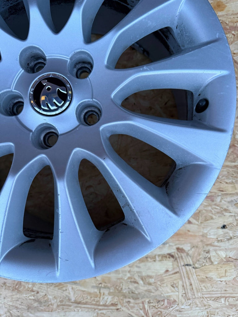 1x Alufelge 17 Zoll 5x112 3T0601025G Skoda Superb Rim Wheel FEL3017880334jo
