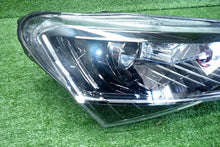 Laden Sie das Bild in den Galerie-Viewer, Frontscheinwerfer Skoda Superb III 3V1941016B Rechts Scheinwerfer Headlight SCH8400037847bx