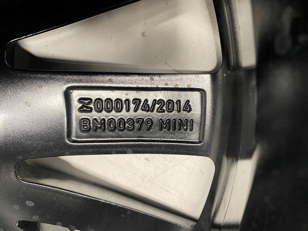 1x Alufelge 17 Zoll 7.0" 5x120 41ET Glanz Schwarz 5A094B2 BMW 2 U06 Rim Wheel FEL5733568326eh