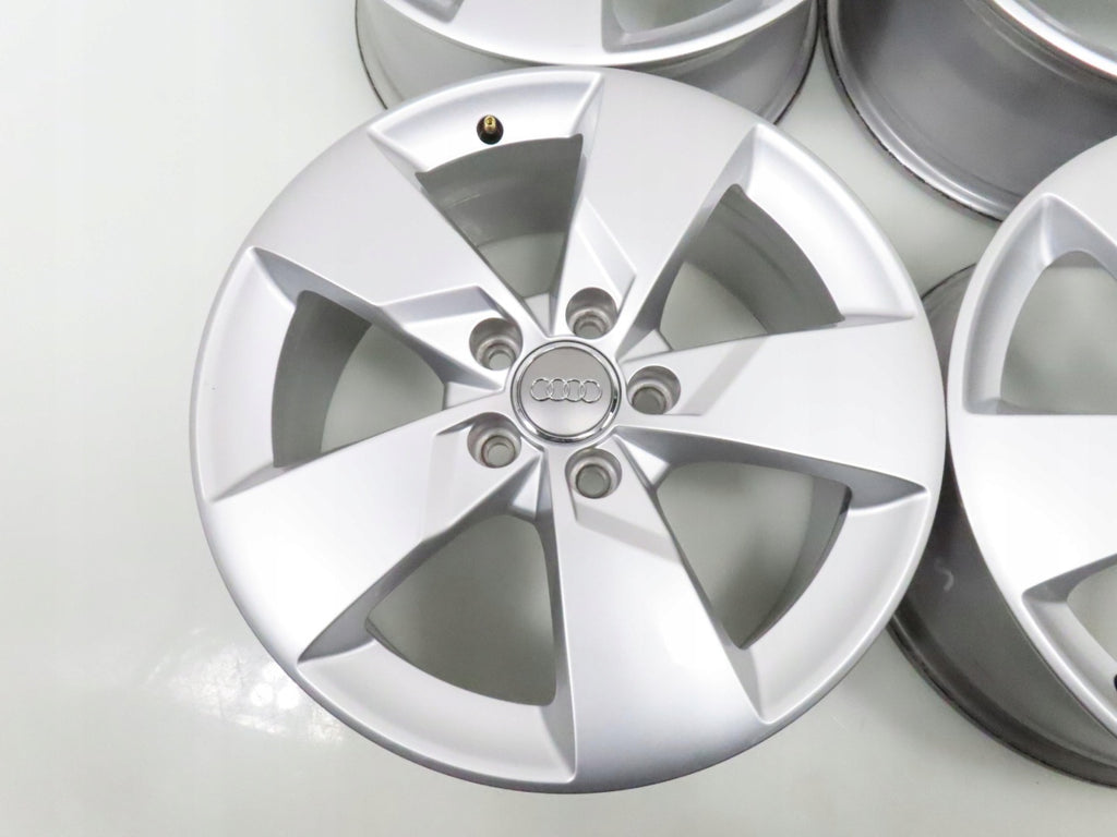 4x Alufelge 17 Zoll 7.0" 5x112 47ET Glanz Silber 8S0601025J Audi Tt Rim Wheel FEL9258570011jd