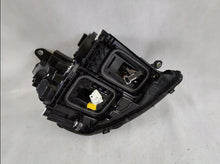 Laden Sie das Bild in den Galerie-Viewer, Frontscheinwerfer Mercedes-Benz W213 A2139061505 LED Links Headlight SCH2610451833qw