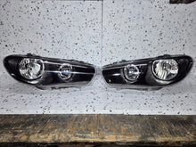 Laden Sie das Bild in den Galerie-Viewer, Frontscheinwerfer VW Scirocco 89319959 Ein Satz Scheinwerfer Headlight