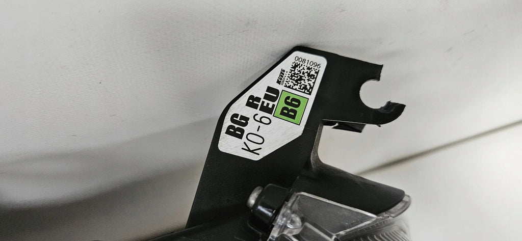 Frontscheinwerfer Toyota Yaris Rechts Scheinwerfer Headlight