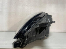 Laden Sie das Bild in den Galerie-Viewer, Frontscheinwerfer Ford Puma L1TB-13E014-EH Full LED Rechts Headlight SCH9700604812qi