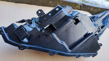 Laden Sie das Bild in den Galerie-Viewer, Frontscheinwerfer Toyota Aygo X 81110-0H260 LED Rechts Scheinwerfer Headlight SCH4552976544xr