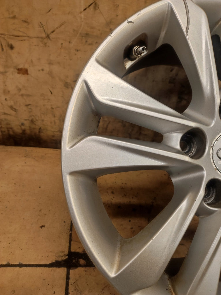 1x Alufelge 16 Zoll 6.5" 5x114.3 50ET 52910-A5350 Hyundai I30 Rim Wheel