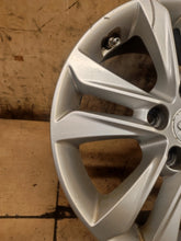 Load image into Gallery viewer, 1x Alufelge 16 Zoll 6.5&quot; 5x114.3 50ET 52910-A5350 Hyundai I30 Rim Wheel