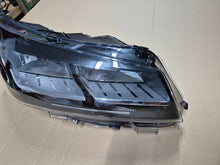 Laden Sie das Bild in den Galerie-Viewer, Frontscheinwerfer Toyota Proace 9852414745 Rechts Scheinwerfer Headlight SCH3054858153ov