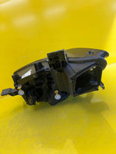 Laden Sie das Bild in den Galerie-Viewer, Frontscheinwerfer Cupra Born 10F941008H LED Rechts Scheinwerfer Headlight SCH6041736884ke