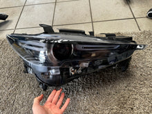 Laden Sie das Bild in den Galerie-Viewer, Frontscheinwerfer Mazda Cx5 Cx-5 K124-51030 Rechts Scheinwerfer Headlight SCH1042523393pz