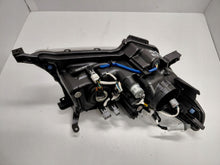 Laden Sie das Bild in den Galerie-Viewer, Frontscheinwerfer Toyota Land Cruiser 200 Xenon Links Scheinwerfer Headlight SCH5179382251st