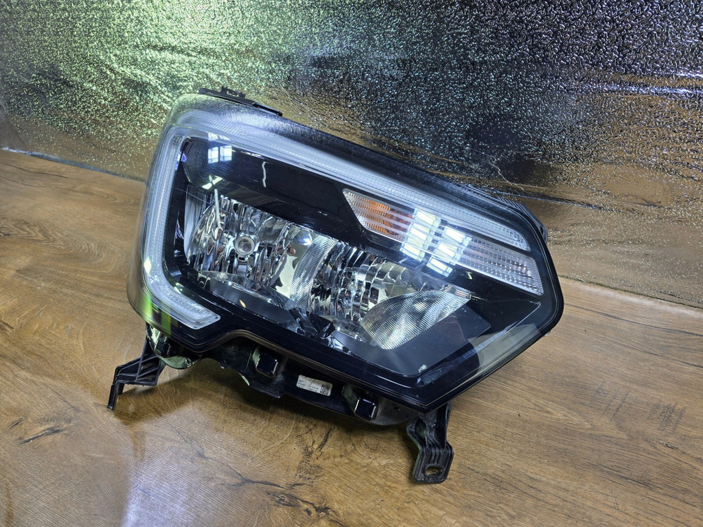 Frontscheinwerfer Renault Master I 260105567R Rechts Scheinwerfer Headlight SCH2352947278za