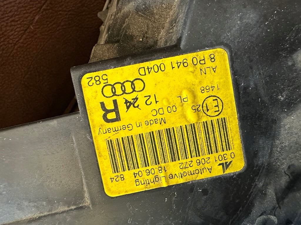Frontscheinwerfer Audi A3 8P0941004D Xenon Ein Stück (Rechts oder Links)