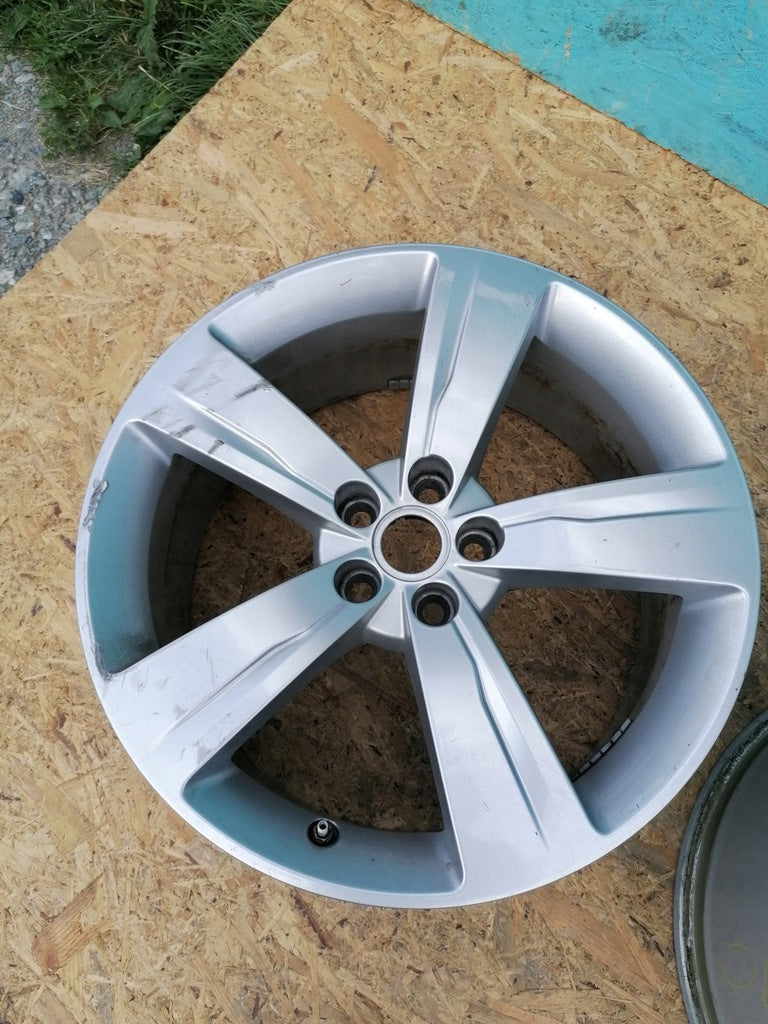 2x Alufelge 19 Zoll 8.5" 5x108 BMW 2 Rim Wheel FEL6694638768kh