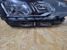 Load image into Gallery viewer, Frontscheinwerfer VW Golf Sportsvan 517941006C Rechts Scheinwerfer Headlight SCH3911572291cn