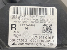 Laden Sie das Bild in den Galerie-Viewer, Frontscheinwerfer Skoda Fabia III 6V1941016F LED FALSE Scheinwerfer Headlight SCH9313583391iz
