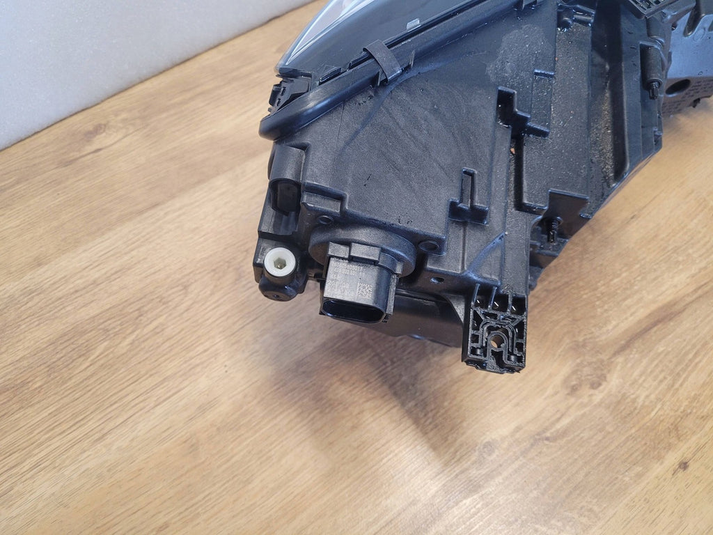 Frontscheinwerfer Audi A4 B8 8W0941033D LED Ein Stück (Rechts oder Links)